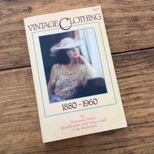 Vintage Clothing Guide Book